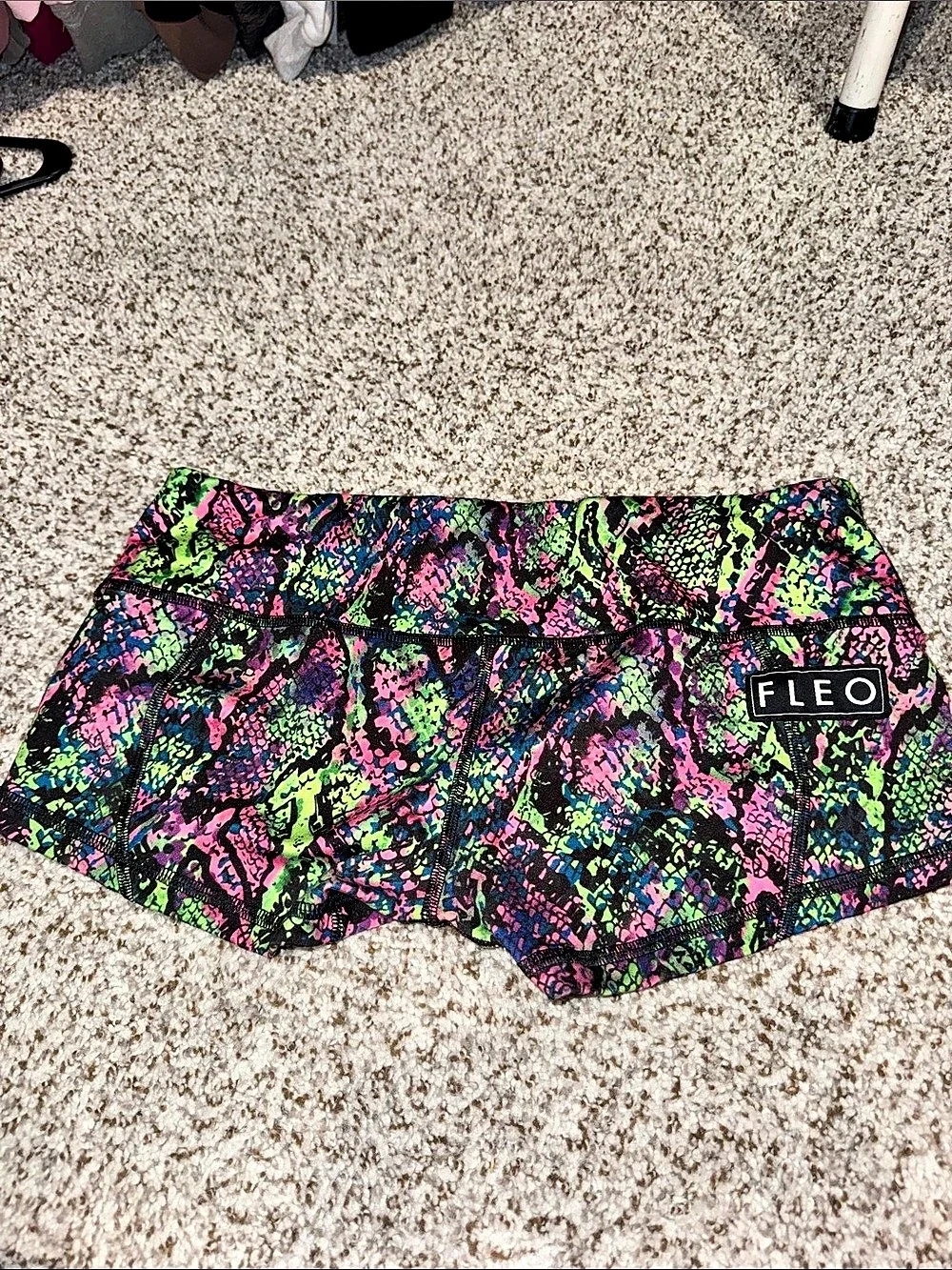 Fleo Women's Abstract Athletic Shorts Black & Pink Size Medium